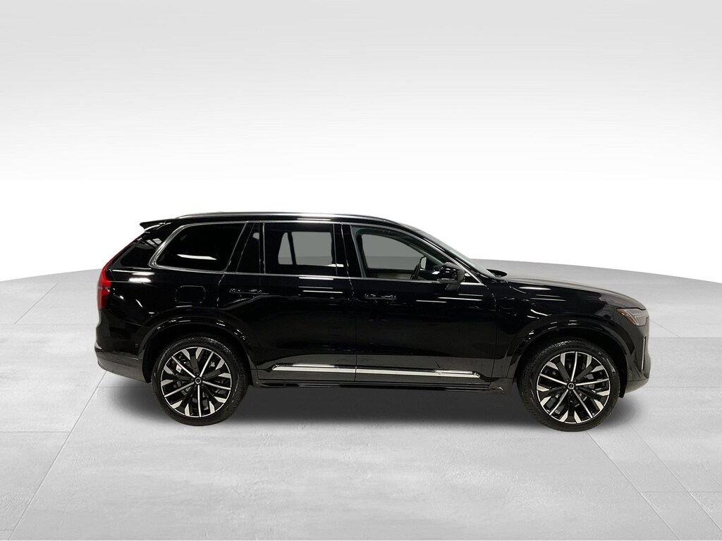 New 2026 Volvo XC90 Plus B6 AWD Plus 6-Seater
