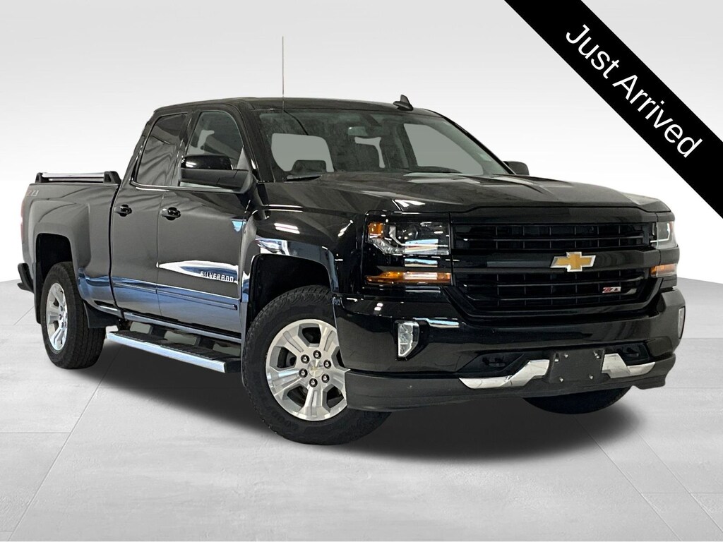 Used 2018 Chevrolet Silverado 1500 LT 4WD Double Cab 143.5 LT w/2LT