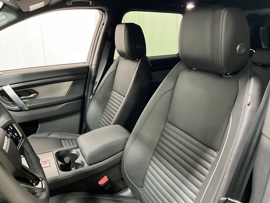 New 2025 Land Rover Discovery Sport Dynamic SE Dynamic SE 4WD