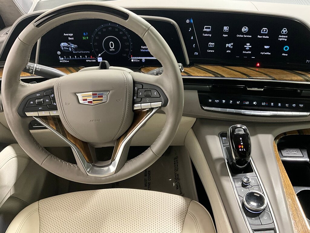 Certified 2022 Cadillac Escalade Premium Luxury Platinum 4WD Premium Luxury Platinum