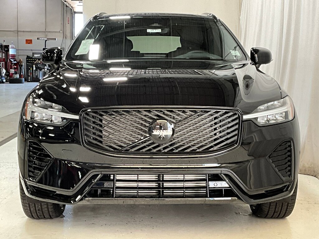 New 2026 Volvo XC60 Plug-In Hybrid Ultra Black Edition T8 AWD Ultra Black Edition
