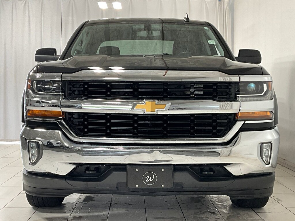 Used 2018 Chevrolet Silverado 1500 LT 4WD Crew Cab 143.5 LT w/1LT