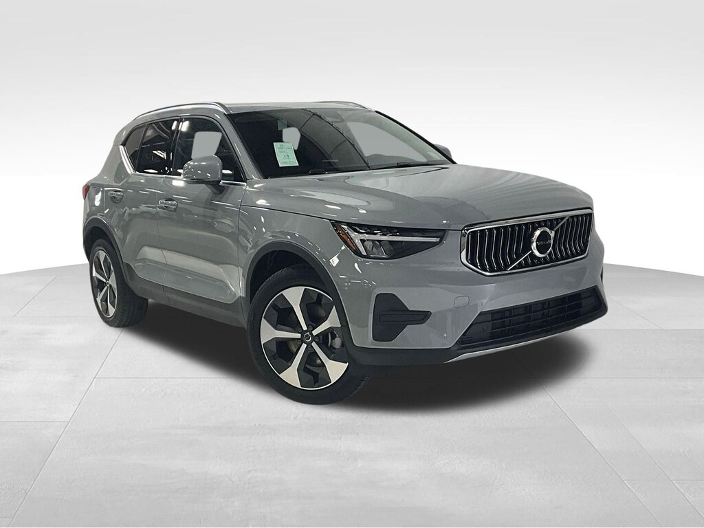 New 2025 Volvo XC40 Core Bright Theme B5 AWD Core Bright Theme