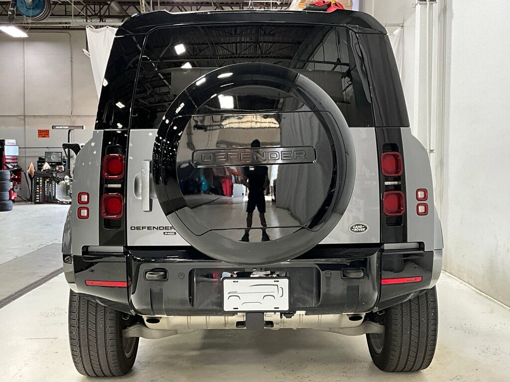 Certified 2023 Land Rover Defender X-Dynamic SE 110 X-Dynamic SE AWD