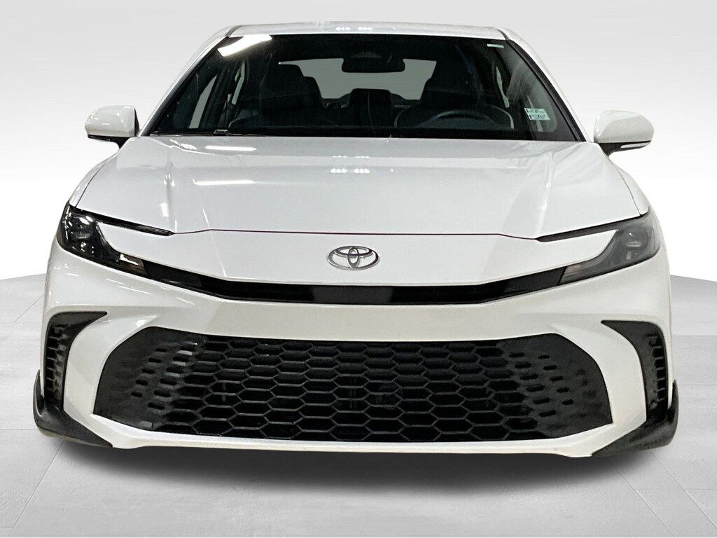 Used 2025 Toyota Camry SE SE