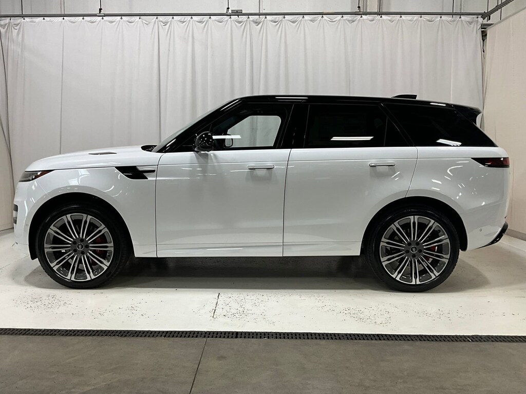 New 2025 Land Rover Range Rover Sport Dynamic SE P400 Dynamic SE