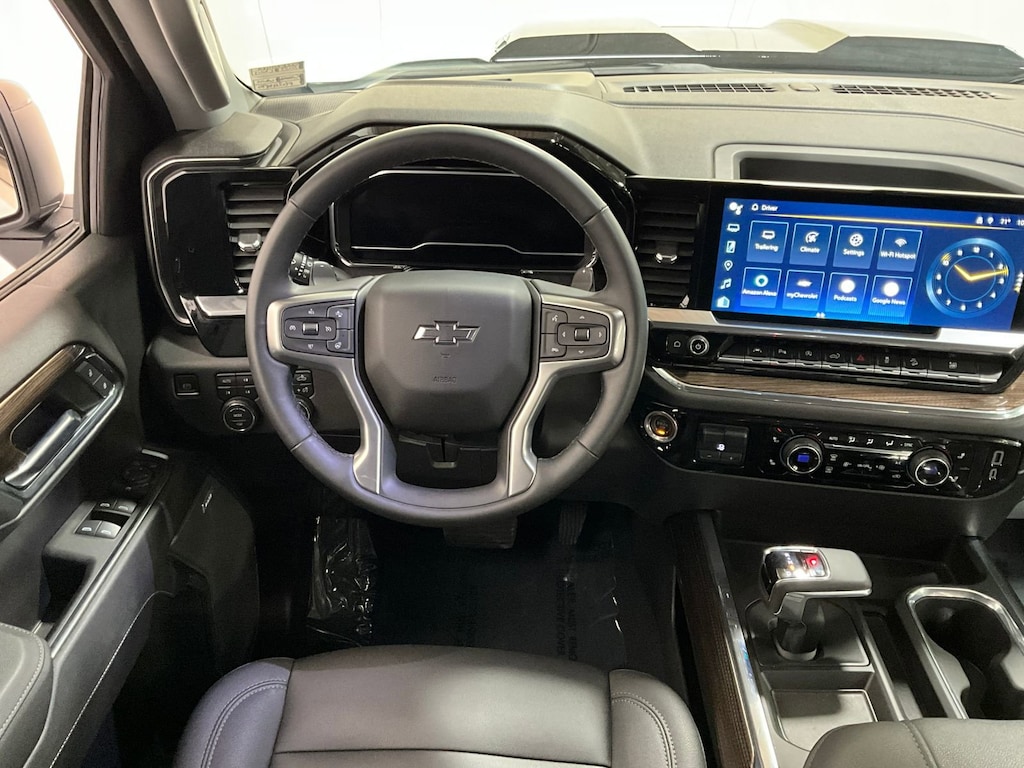 Used 2023 Chevrolet Silverado 1500 LT Trail Boss 4WD Crew Cab 147 LT Trail Boss
