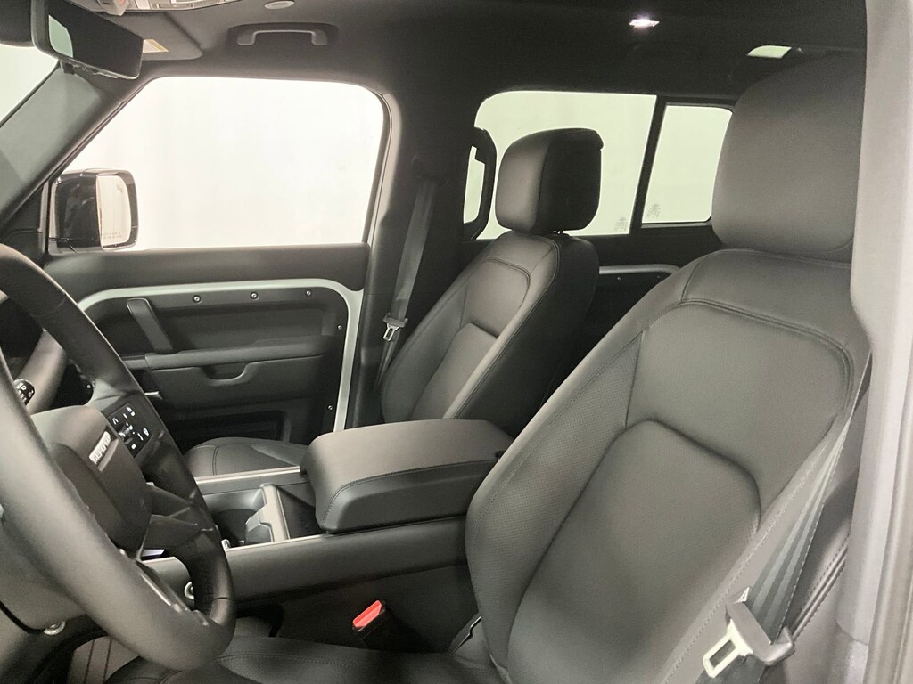 New 2025 Land Rover Defender X-Dynamic SE 110 P500 X-Dynamic SE