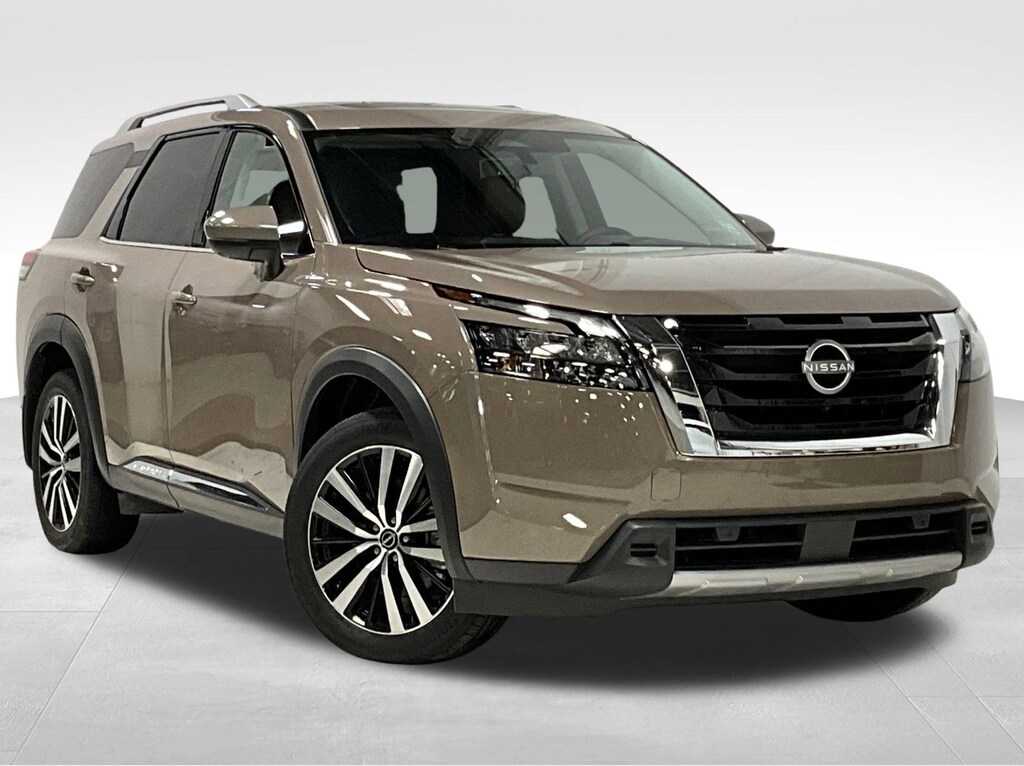 Used 2025 Nissan Pathfinder Platinum Platinum 4WD
