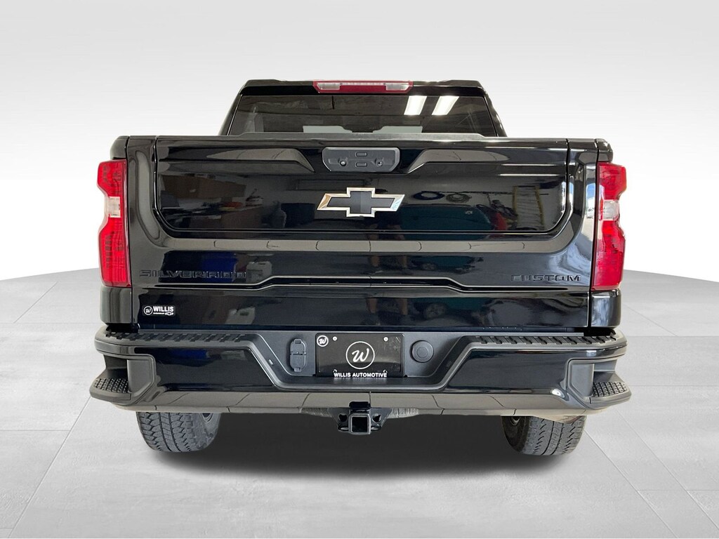 Used 2022 Chevrolet Silverado 1500 Custom 4WD Crew Cab 147 Custom