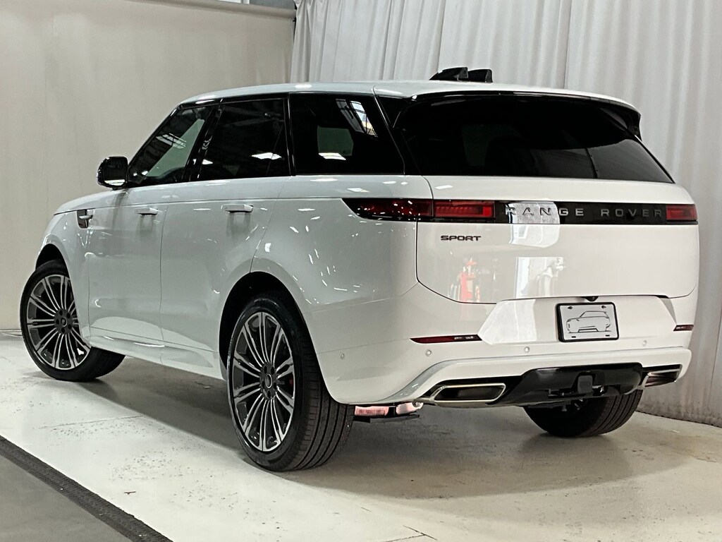 New 2025 Land Rover Range Rover Sport Dynamic SE P400 Dynamic SE