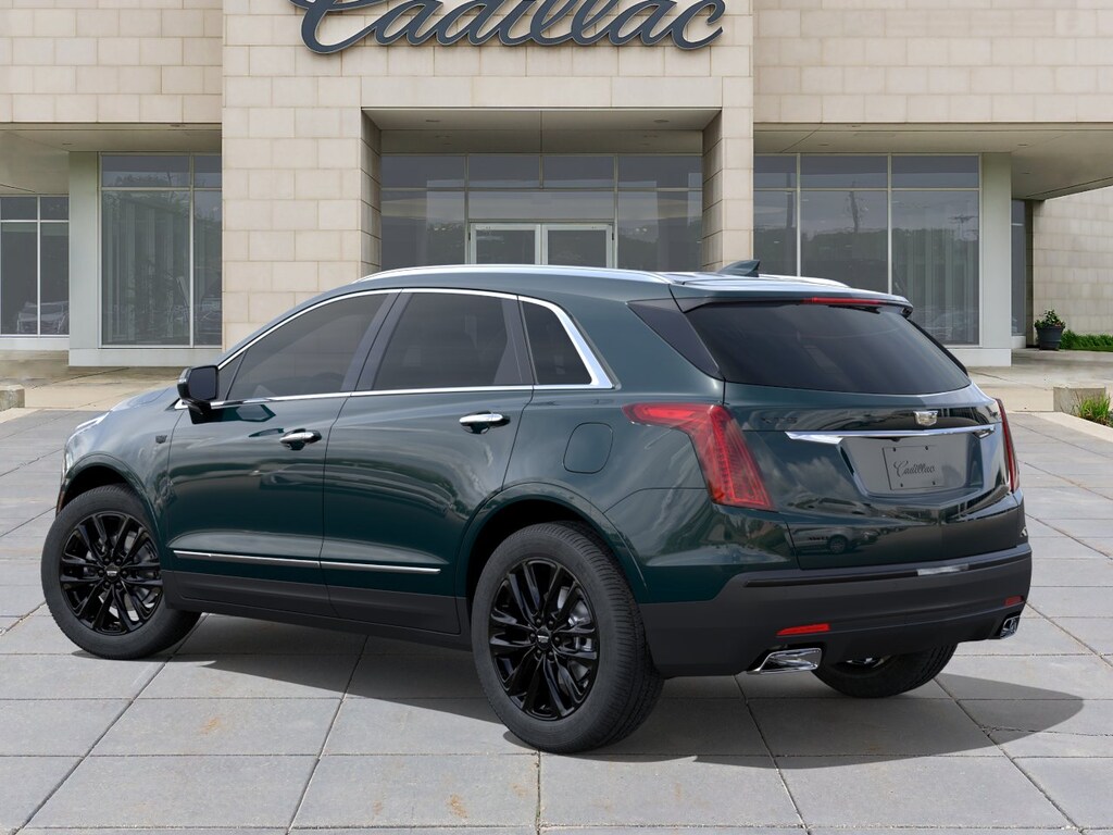 New 2026 CADILLAC XT5 Luxury SUV