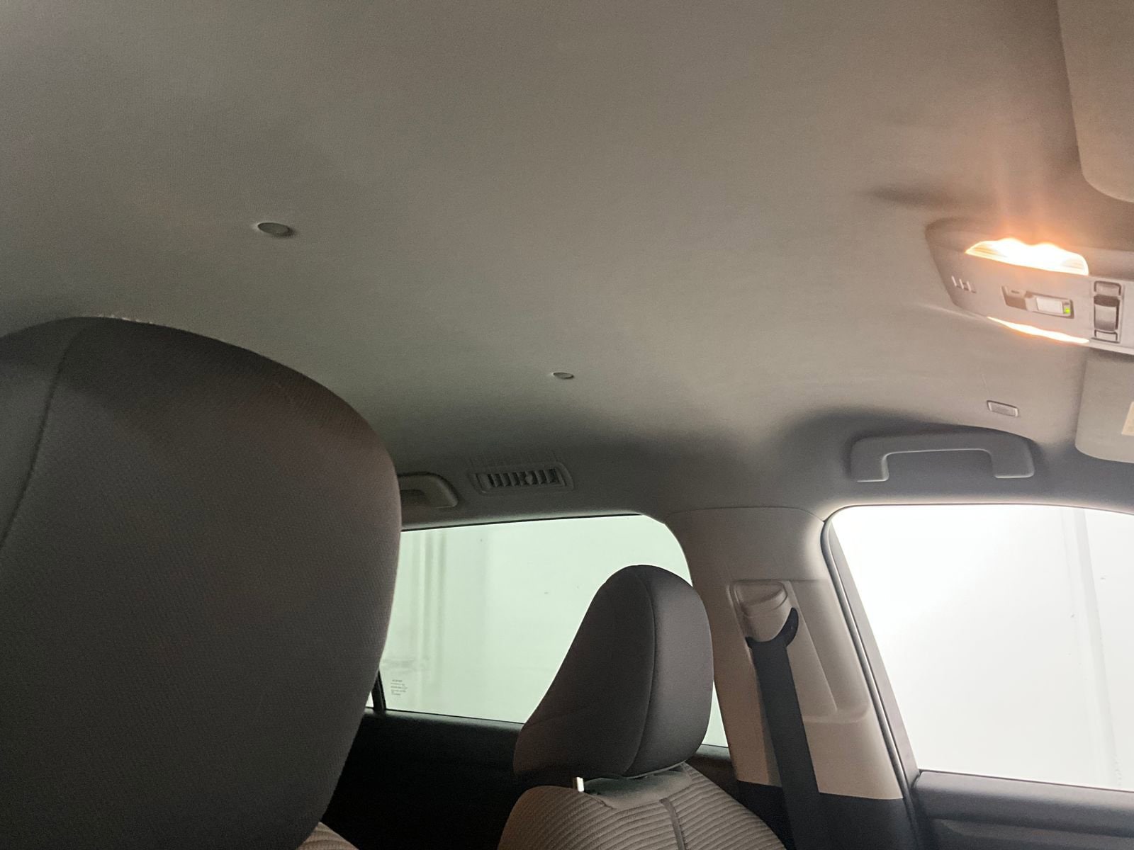 2023 Toyota Highlander L - Photo 20