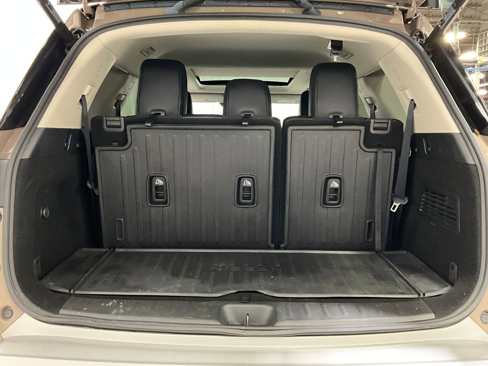 2023 Nissan Pathfinder Platinum - Photo 27