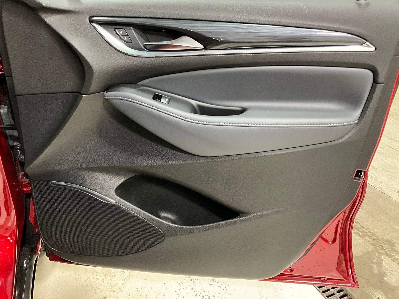 2024 Buick Enclave Essence - Photo 23