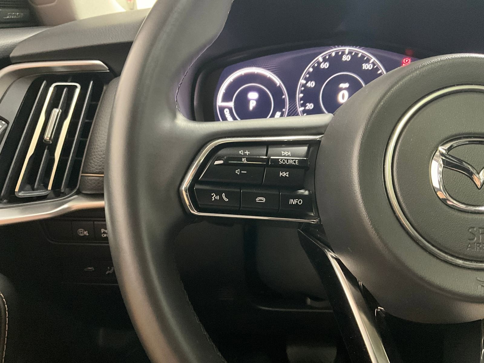 2025 Mazda CX-70 Premium Package - Photo 15