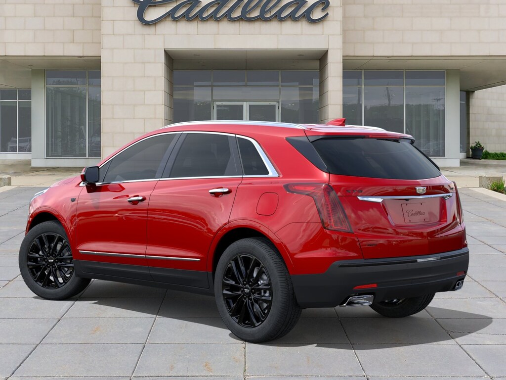 New 2026 CADILLAC XT5 Luxury SUV