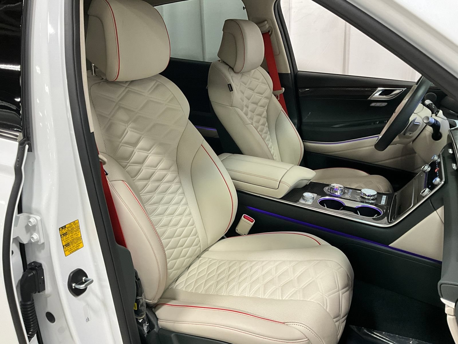 2025 GENESIS GV80 Coupe E-SC - Photo 9