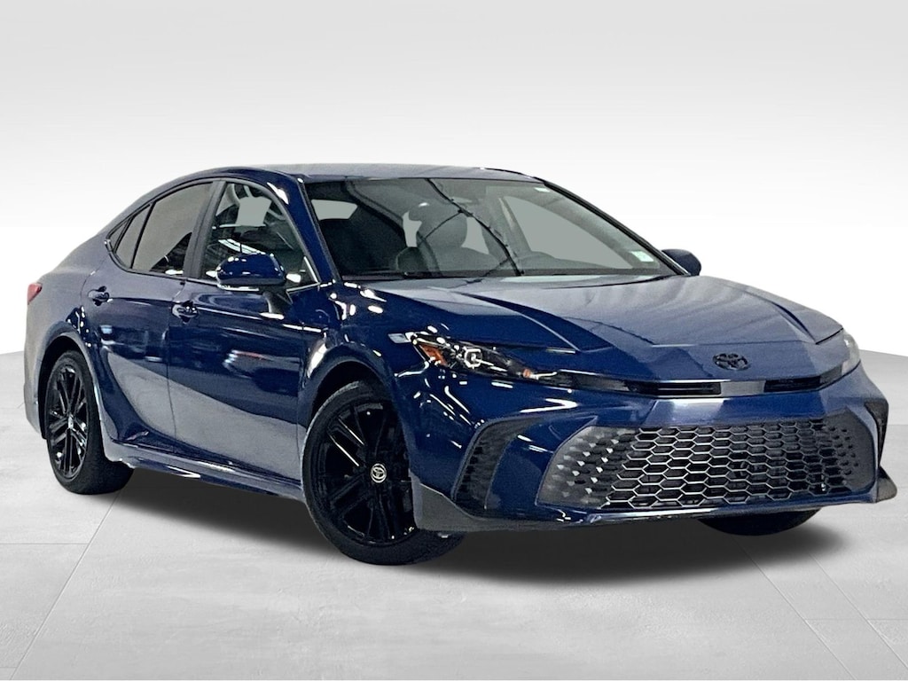 Used 2025 Toyota Camry LE