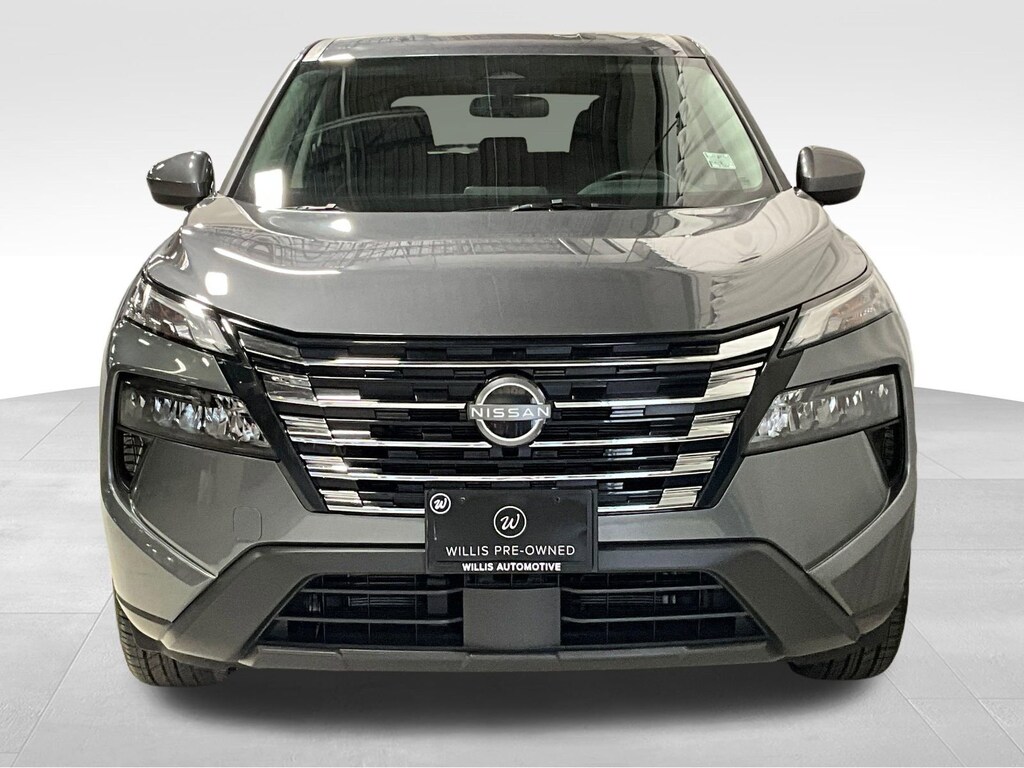 Used 2025 Nissan Rogue SV