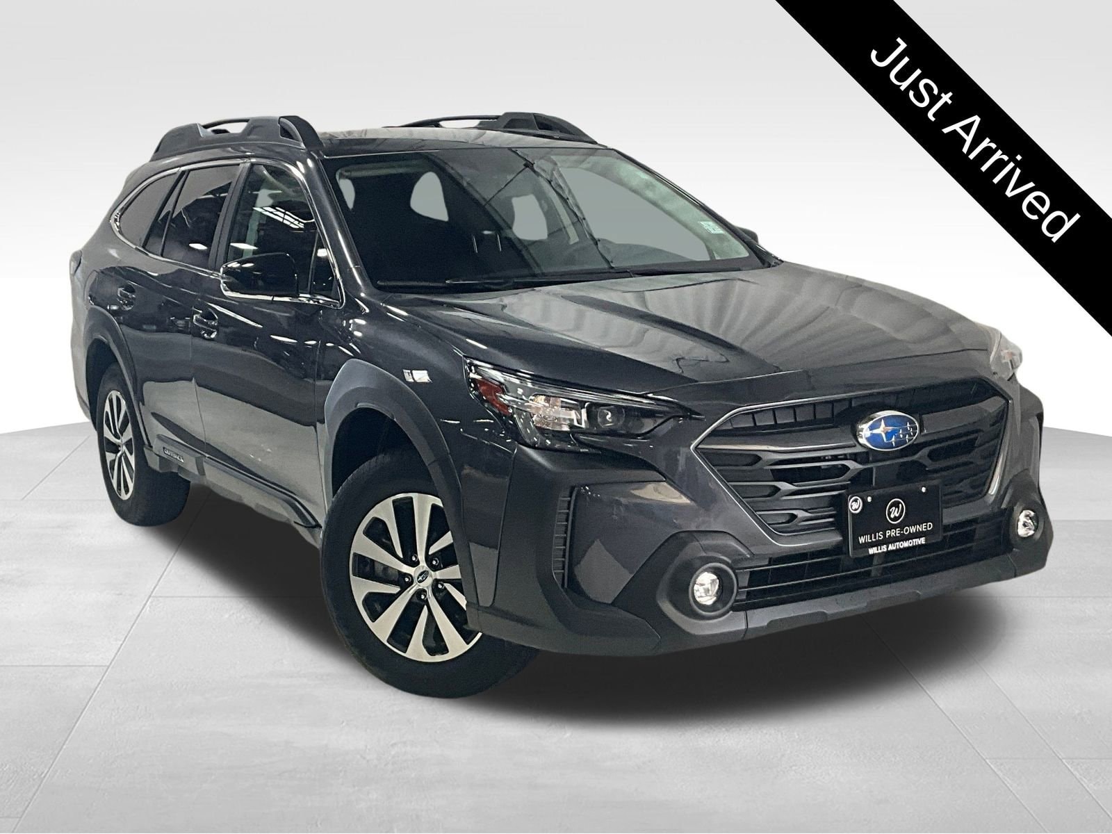 2024 Subaru Outback Premium's photo