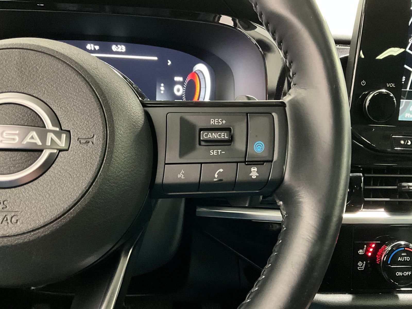 2023 Nissan Pathfinder Platinum - Photo 20