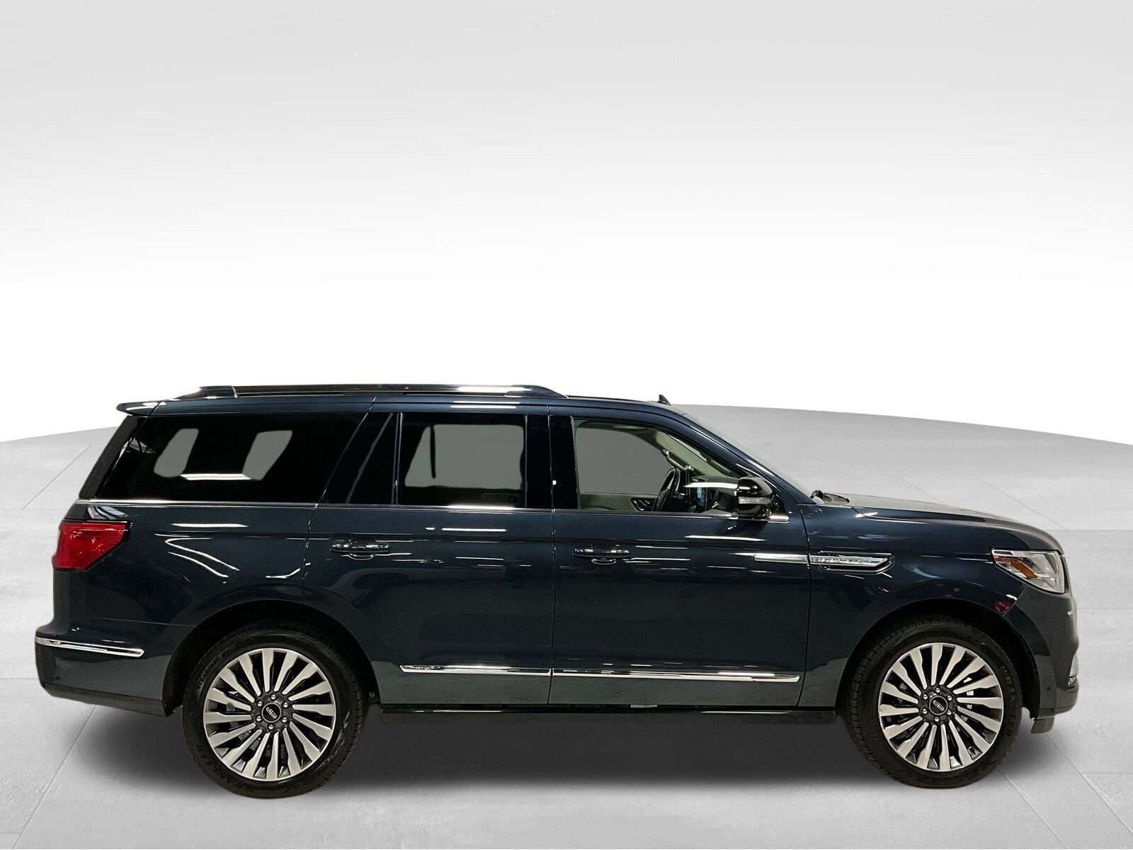 2021 Lincoln Navigator Reserve photo 3