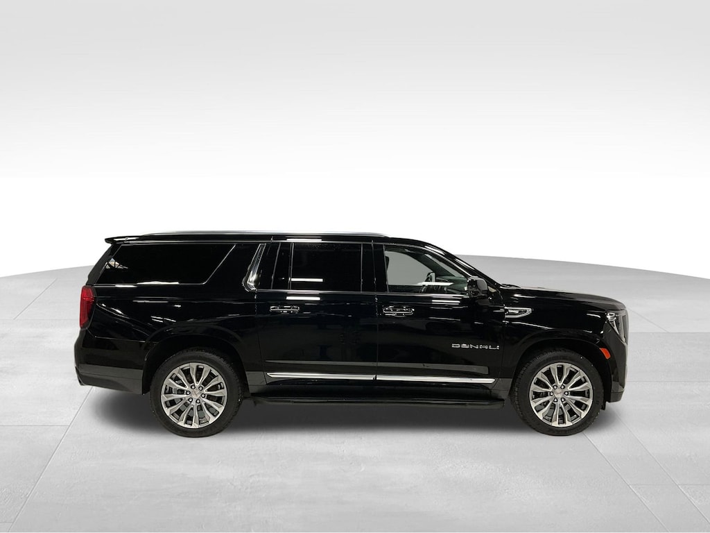 Used 2021 GMC Yukon XL Denali SUV