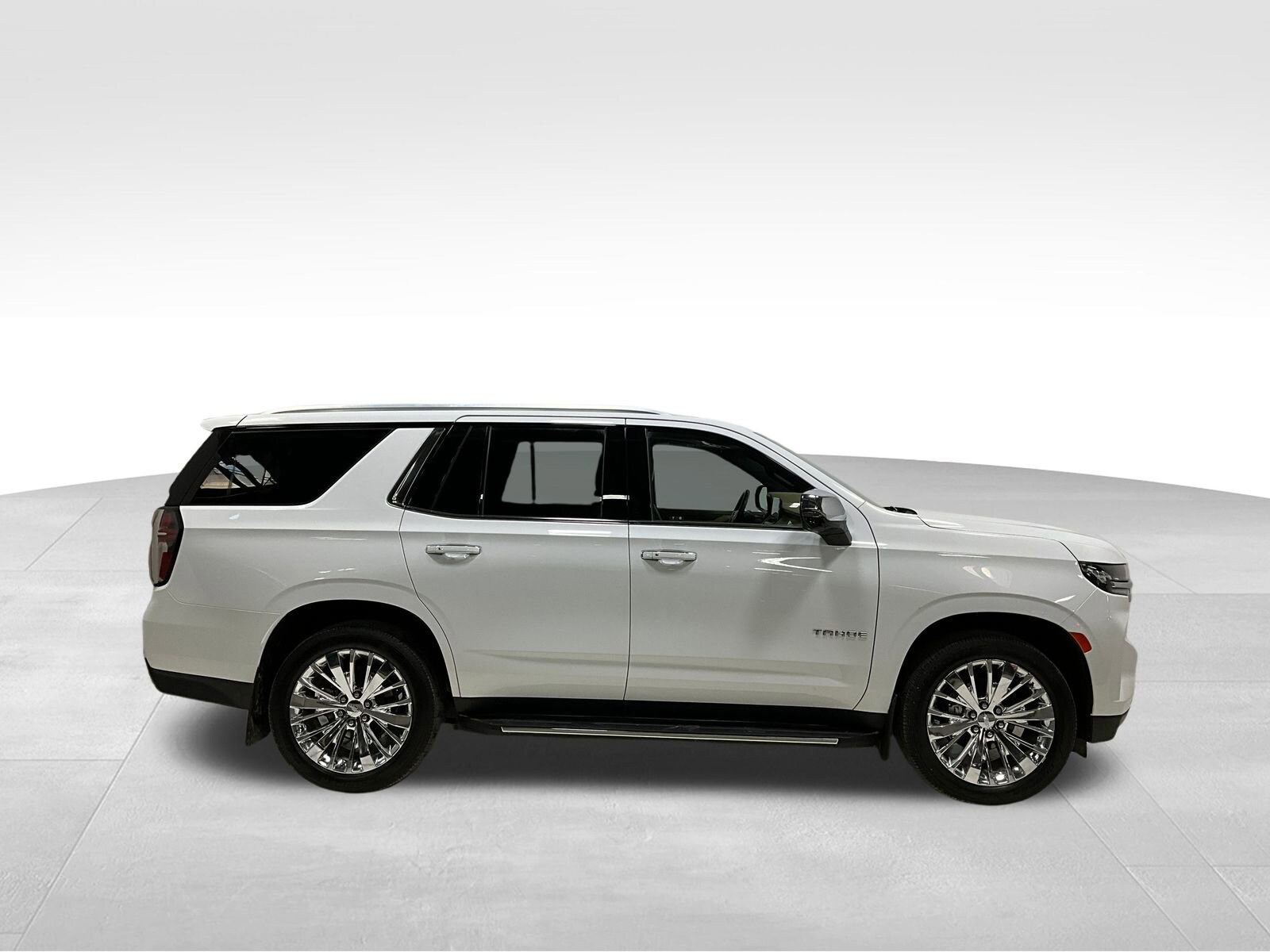 2021 Chevrolet Tahoe Premier photo 3