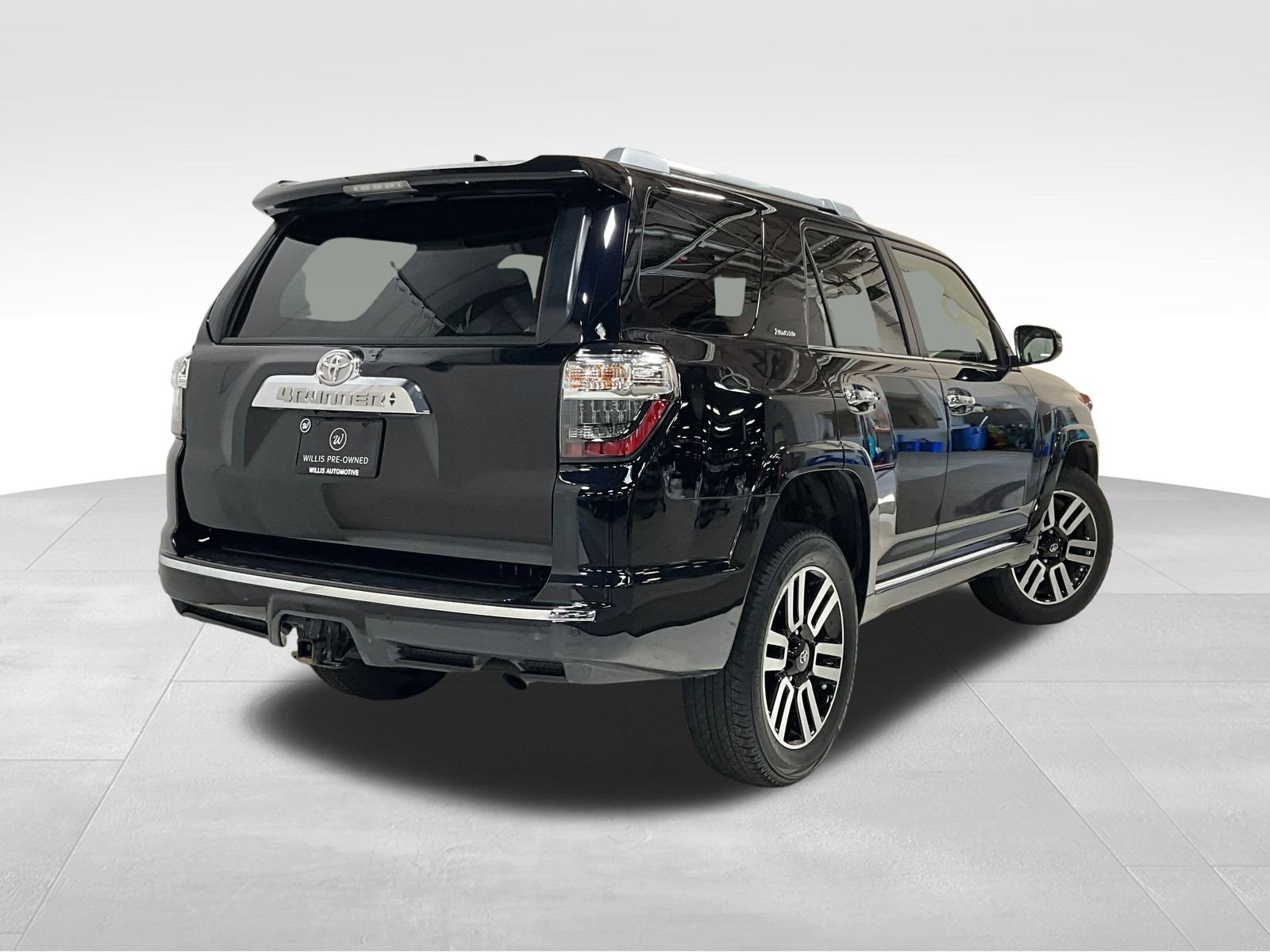 2023 Toyota 4Runner Limited photo 4