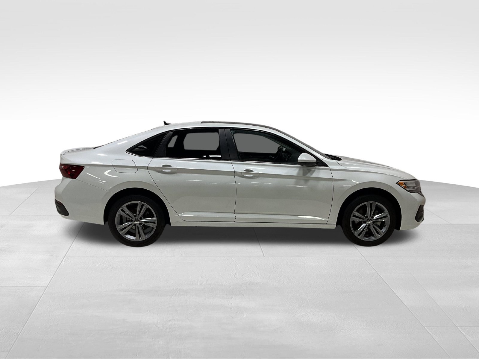 Used 2023 Volkswagen Jetta SE