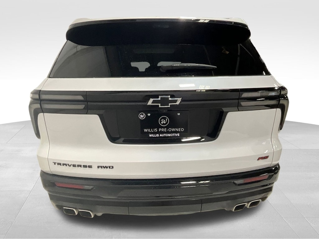 Used 2024 Chevrolet Traverse RS SUV