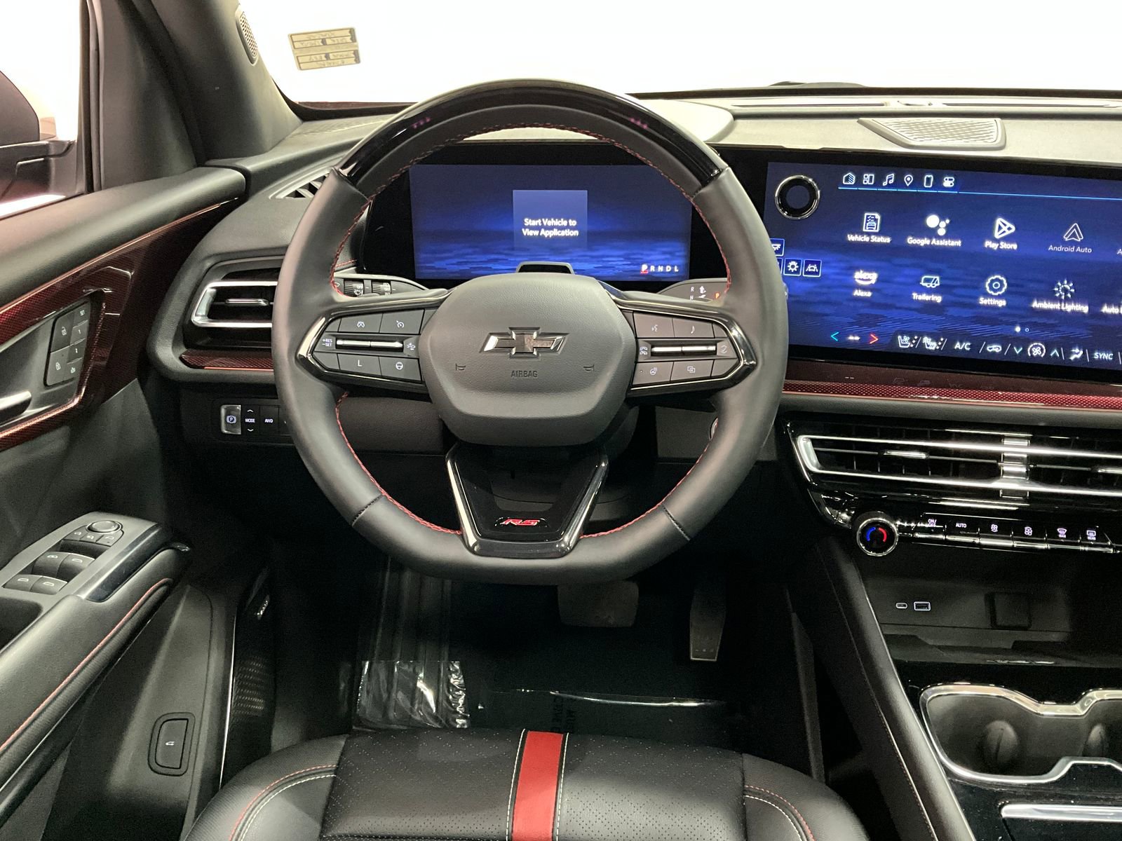 2024 Chevrolet Traverse RS photo 4