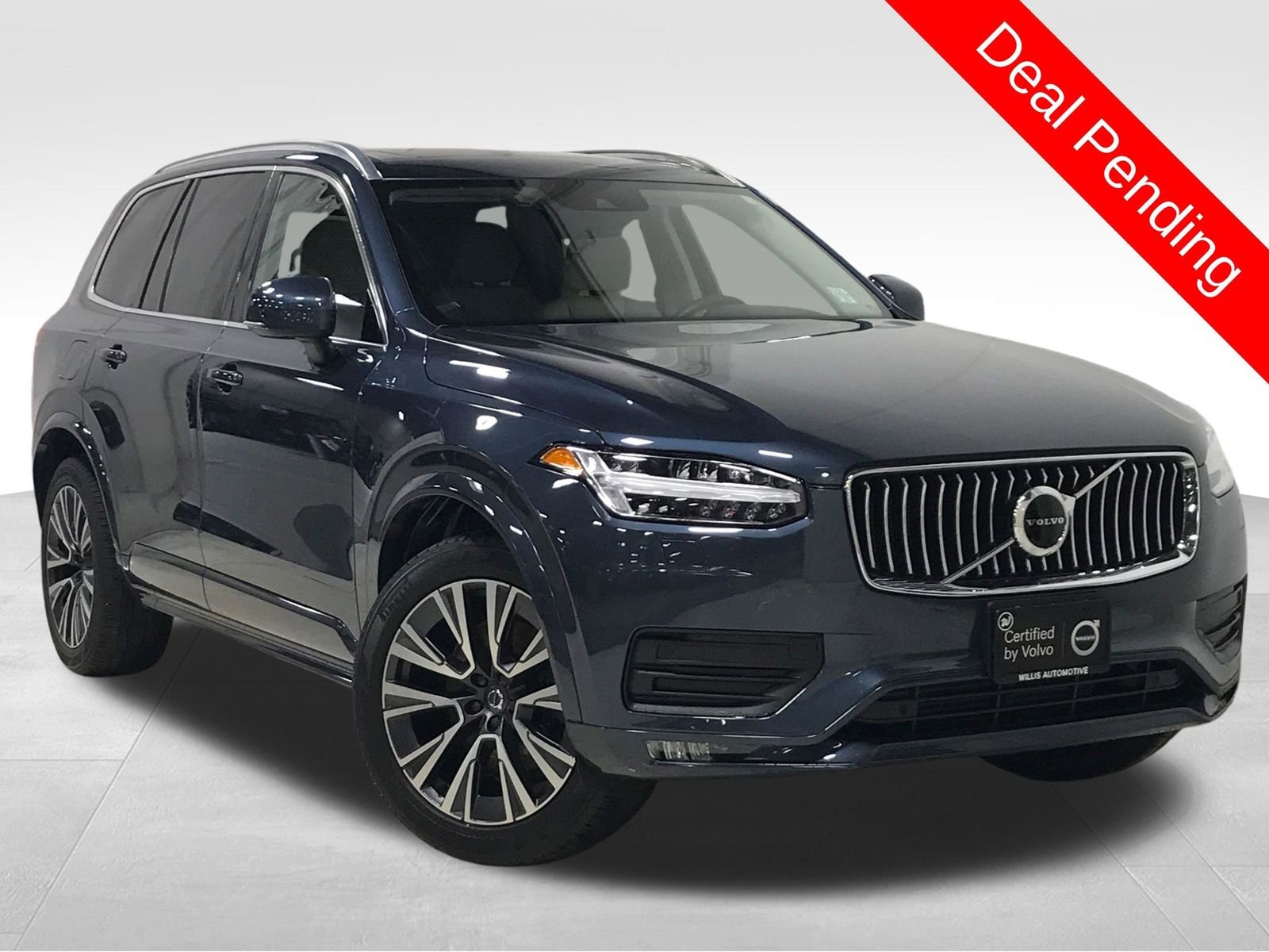 2022 Volvo XC90 T5 Momentum AWD's photo
