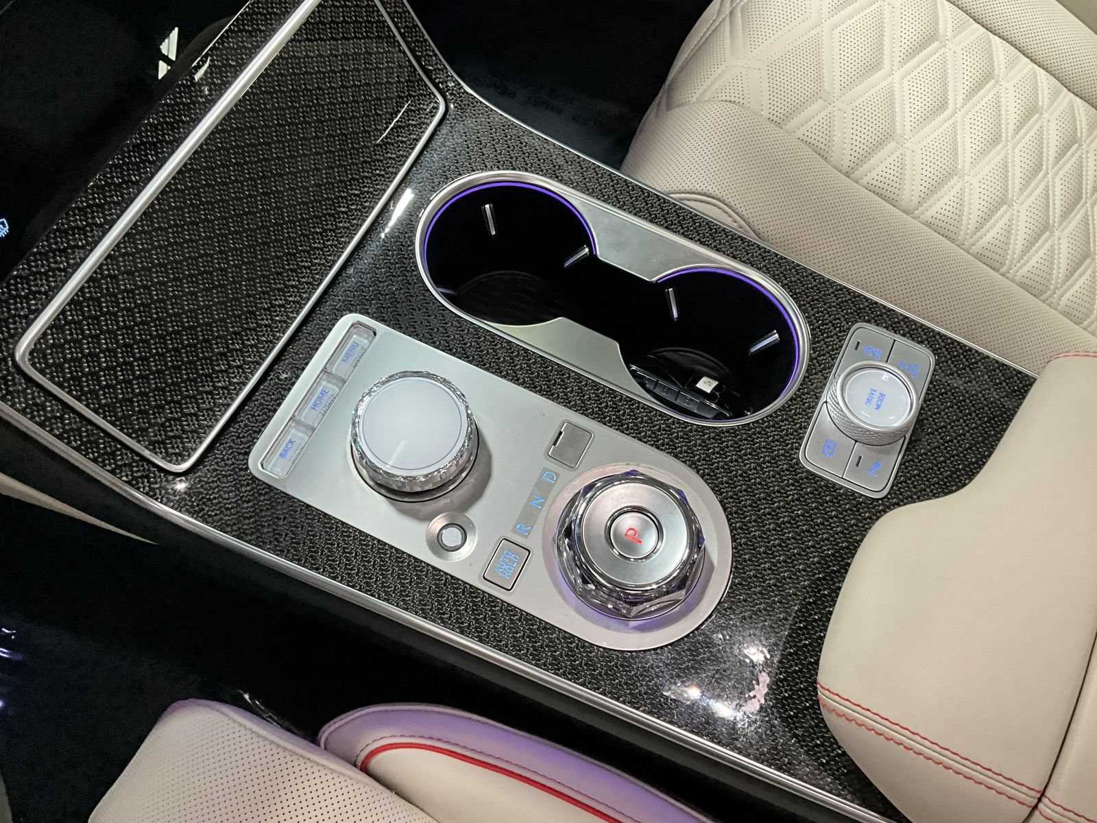 2025 GENESIS GV80 Coupe E-SC - Photo 18