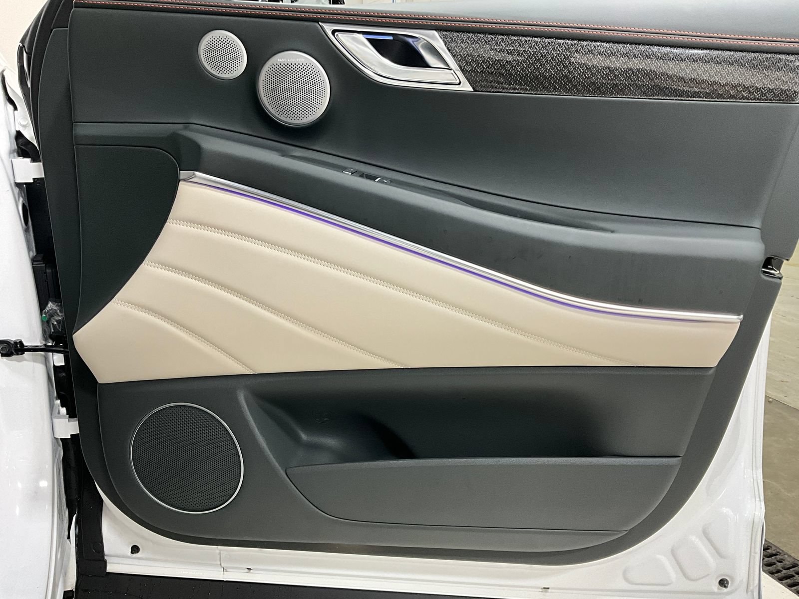 2025 GENESIS GV80 Coupe E-SC - Photo 24