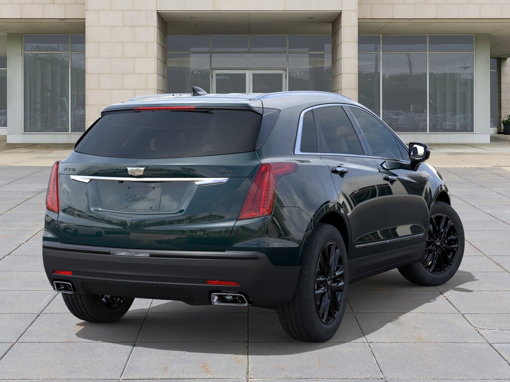 New 2026 CADILLAC XT5 Luxury SUV