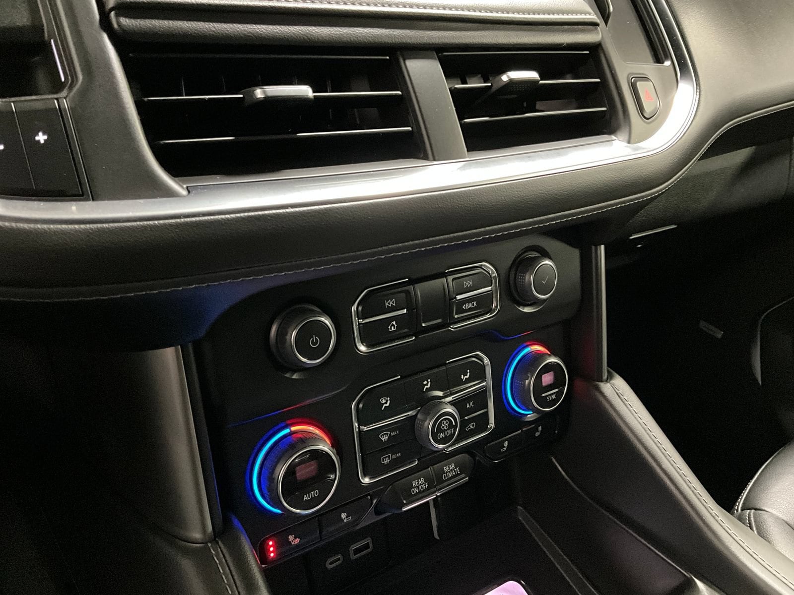 2023 Chevrolet Tahoe Z71 - Photo 18