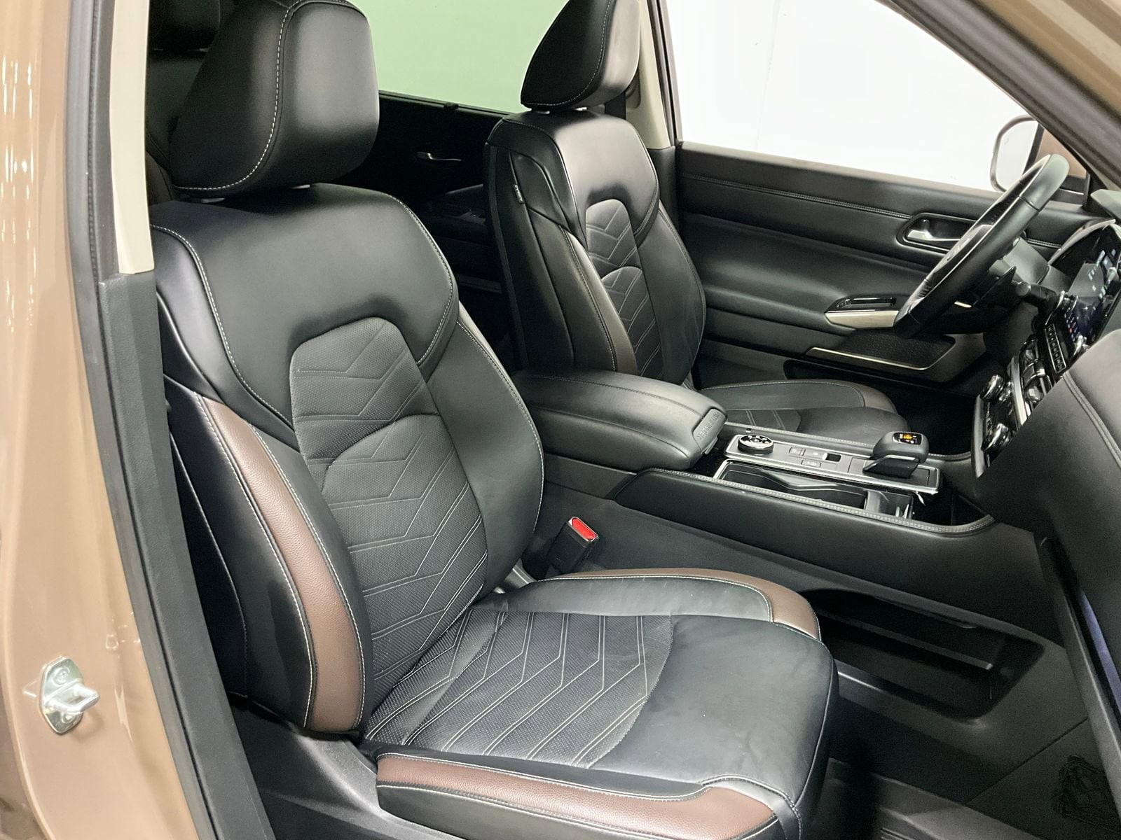 2023 Nissan Pathfinder Platinum - Photo 10