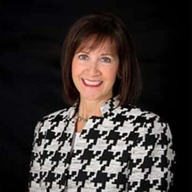 Staff member Deenee Amodeo from ID_8e251763e9e3