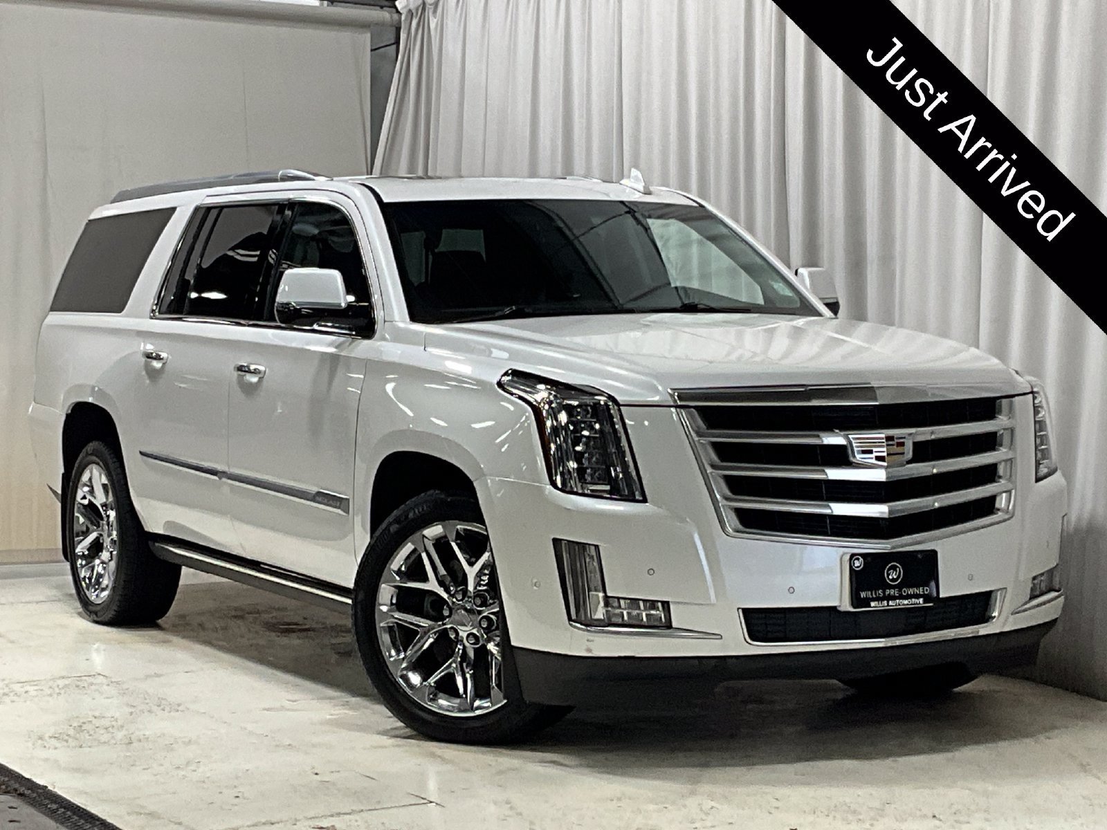  CADILLAC Escalade ESV