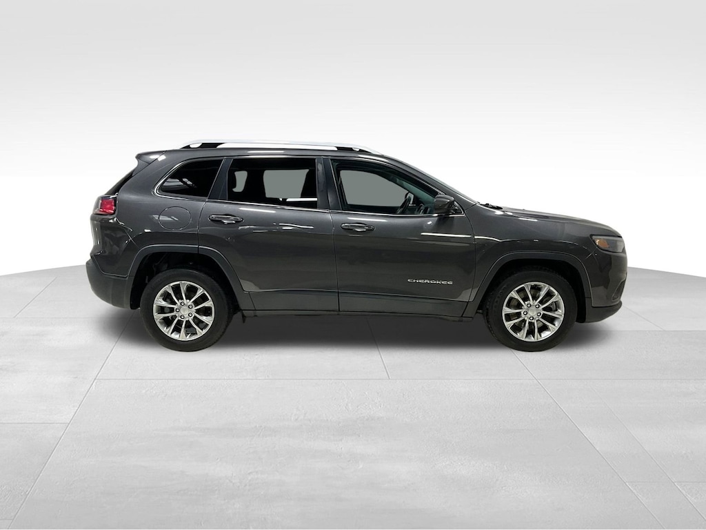 Used 2019 Jeep Cherokee Latitude Plus