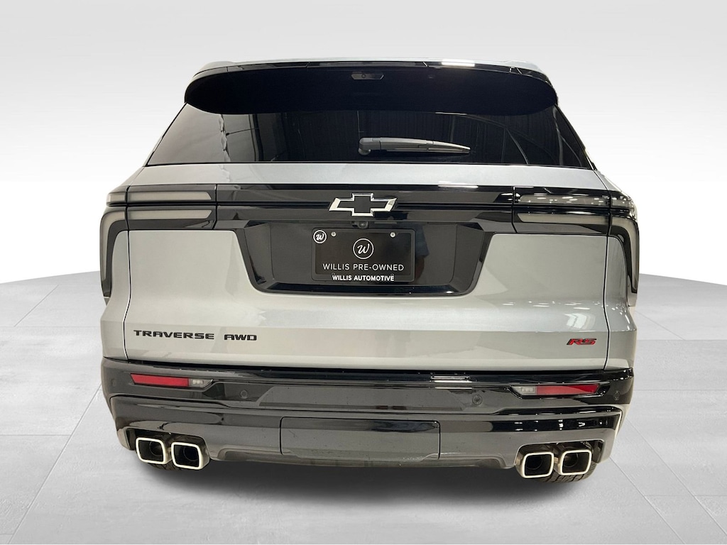 Used 2024 Chevrolet Traverse RS SUV