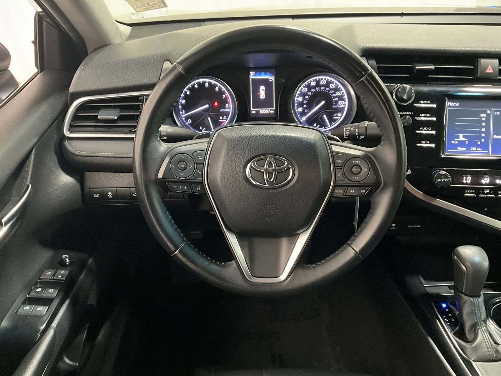 2018 Toyota Camry LE photo 4