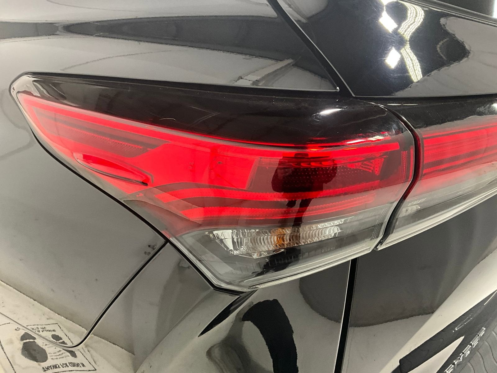 2023 Toyota Highlander L - Photo 25