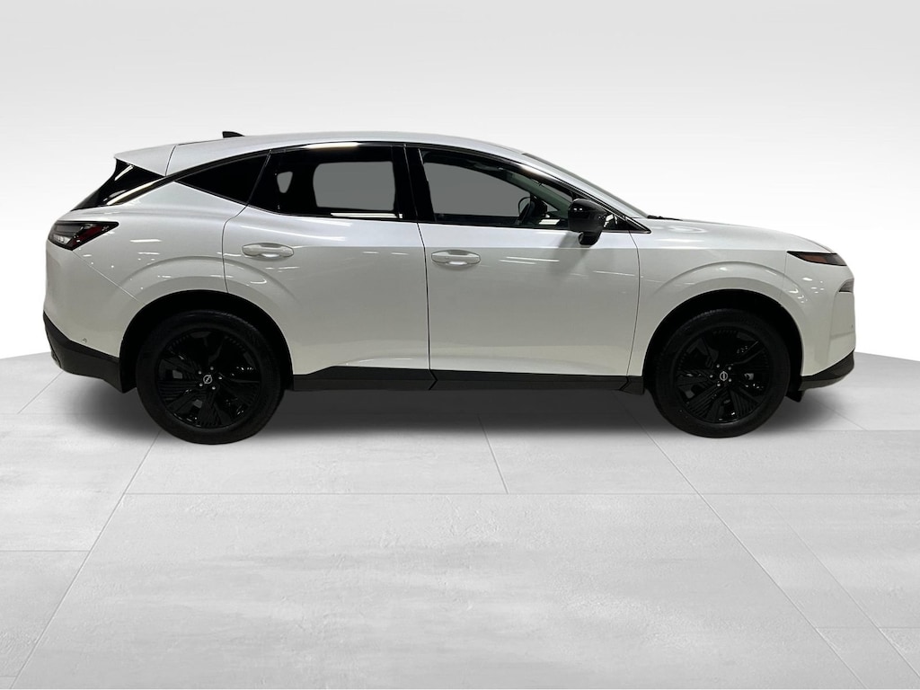 Used 2025 Nissan Murano SV