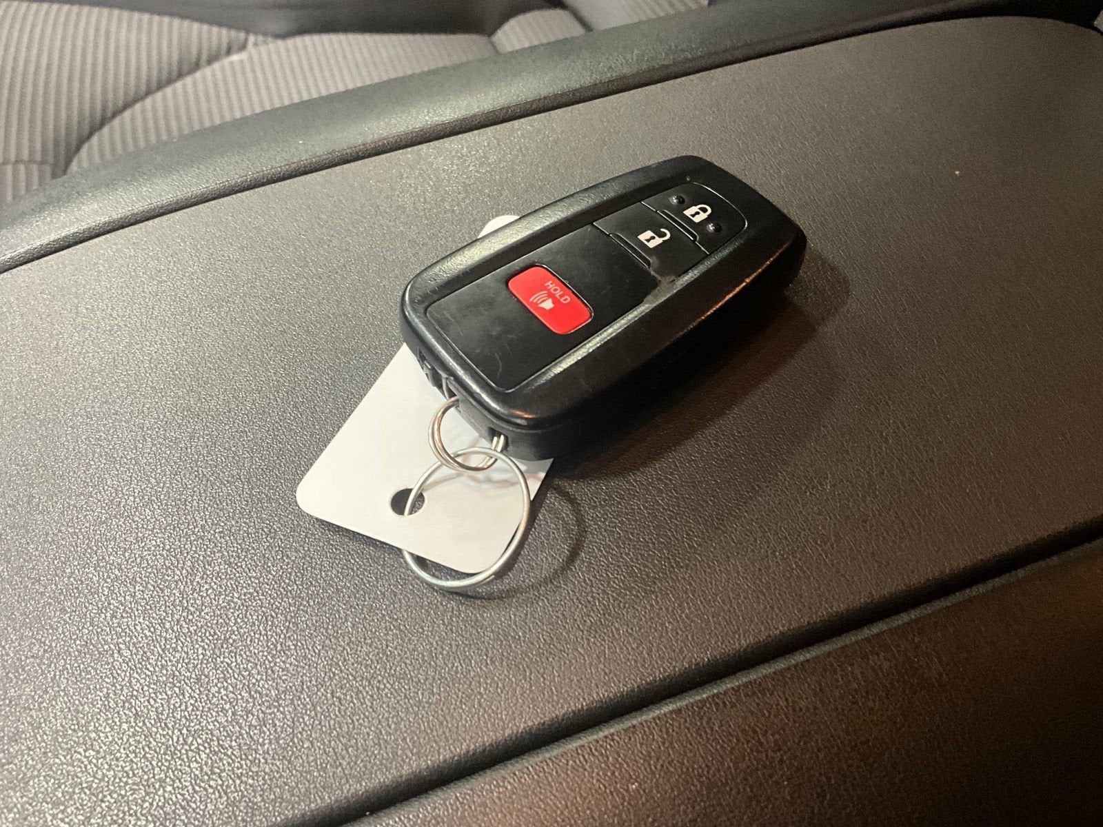 2023 Toyota Highlander L - Photo 10