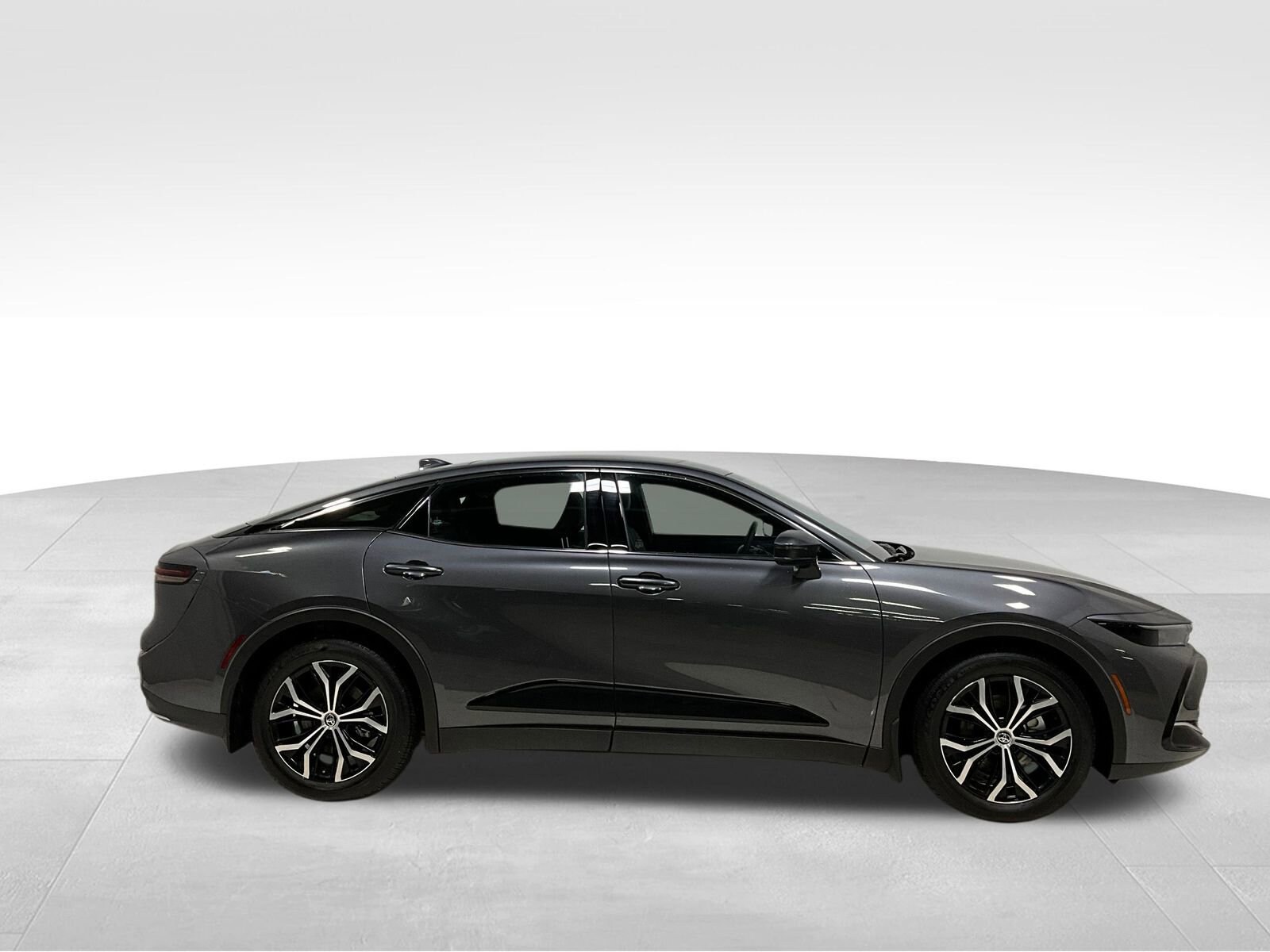 2023 Toyota Crown Limited photo 3