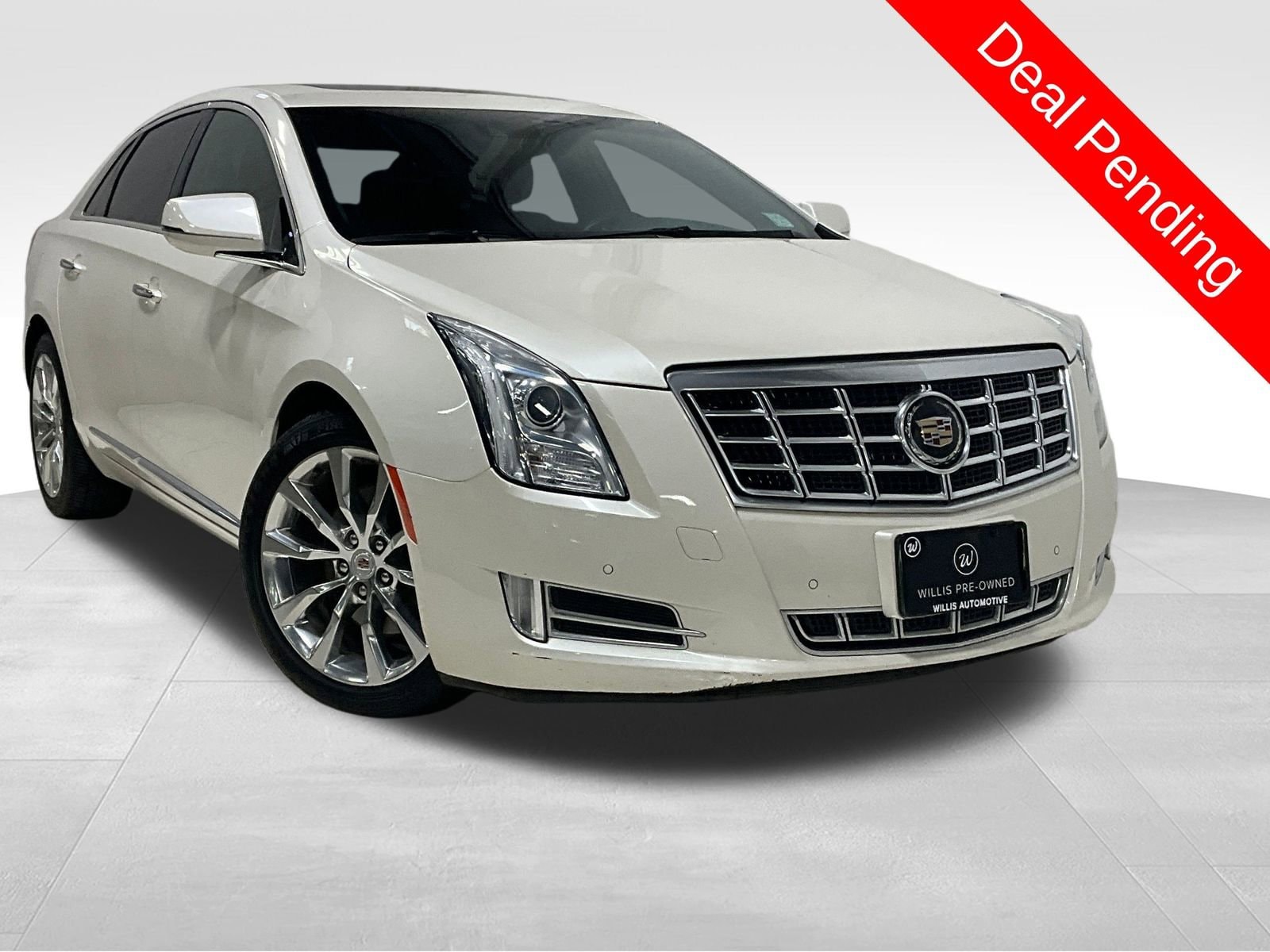 2015 Cadillac XTS Premium Collection's photo