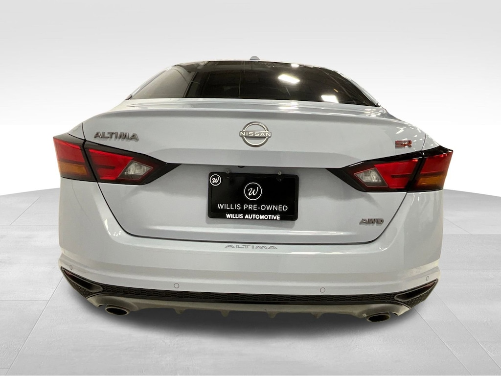Used 2024 Nissan Altima 2.5 SR